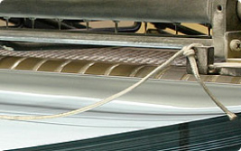 �Ód�C�h�~���[�v�̎��t���́A�i�R�[�e�B���O����Ă��Ȃ��j���������Ɍ��т��邾���ł��B�ʐ^�ł́A�ѓd�̂ɐڂ���悤�ɐݒu���邱�ƂŁA���d���ʂ����߂Ă��܂��B